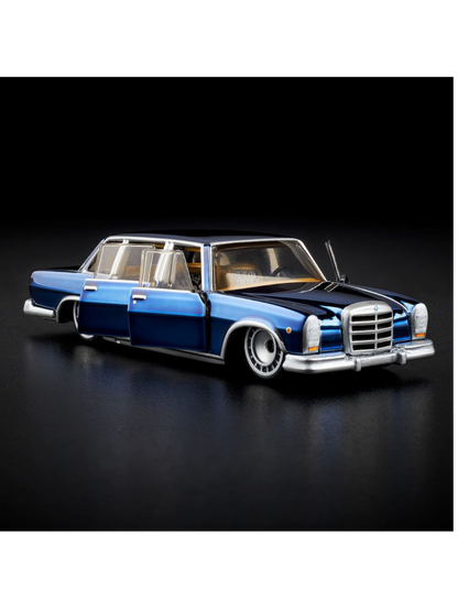 HotWheels Mercedes-Benz 600 RLC 1:64 Scale (With Acrylic Case)