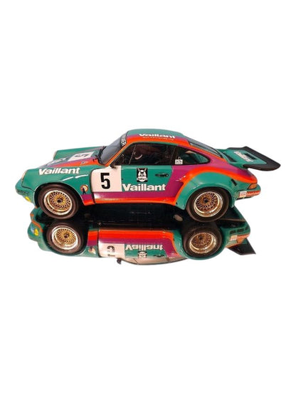 Para64 Porsche 911 Carrera RSR 3.0 Vaillant Livery 1:64 Scale Diecast