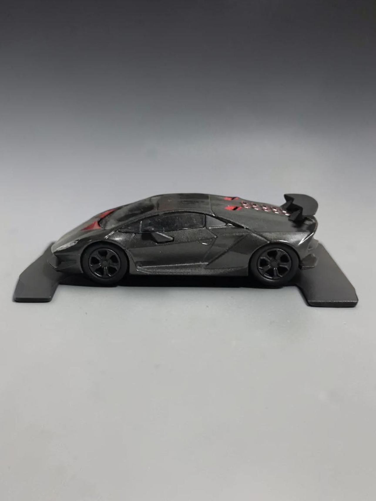 Kyosho Lamborghini Sesto Elemento Imported 1:64 Scale