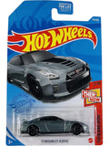 Hotwheels 17 NISSAN GT-R ( R35 ) imported mainline 1:64 Scale