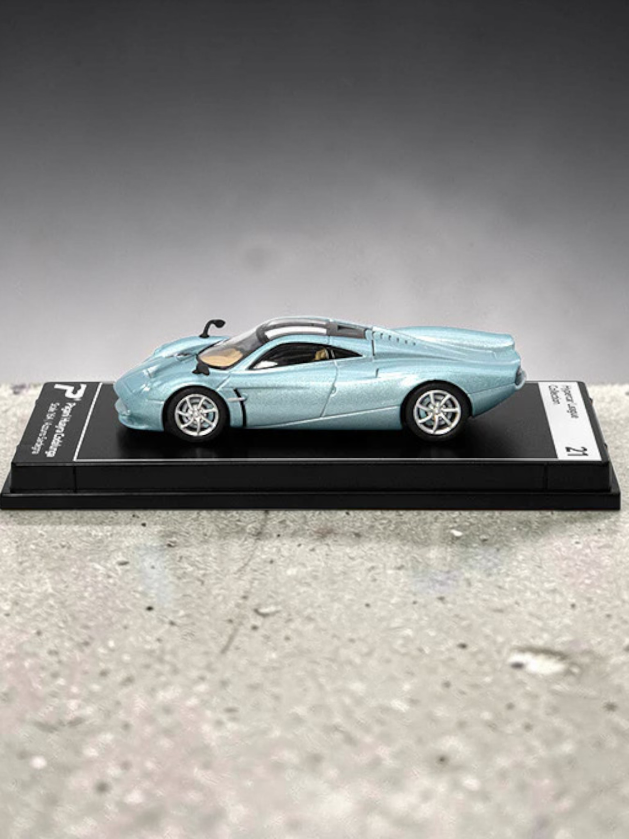 Postercars Pagani Huayra Codalunga 1:64 Scale-  Premium Hypercar Diecast Collector Model No 21.