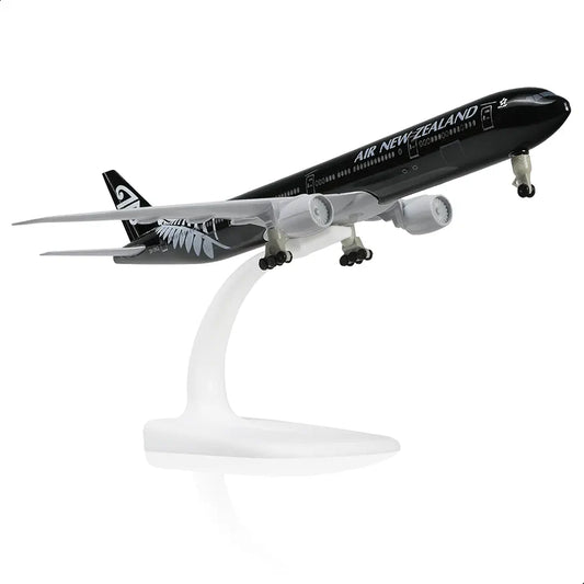 Aircraft Model 'Air New Zealand Boeing 787 Dreamliner Diecast Model Airplane With Display Stand 20cm Scale ( No.322 )