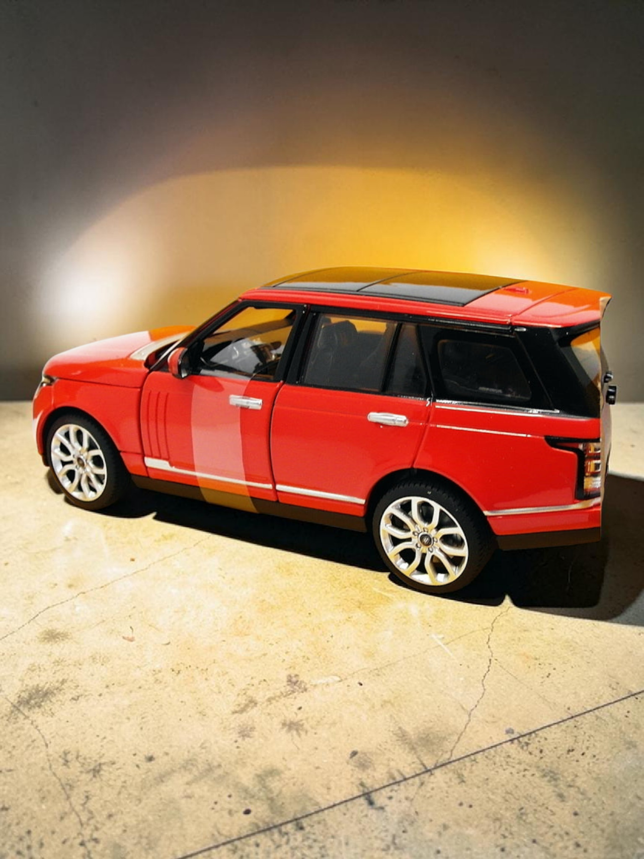 Rastar Range Rover Diecast Car Imported 1:24 Scale Red And Black