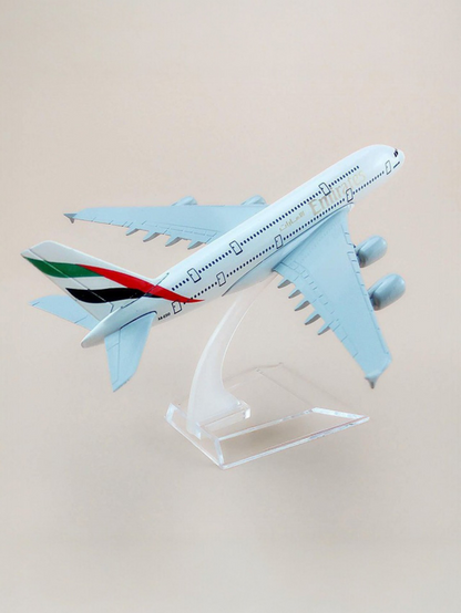 Aircraft Model Airbus A380 Emirates Airplane 16 CM (Code-101)