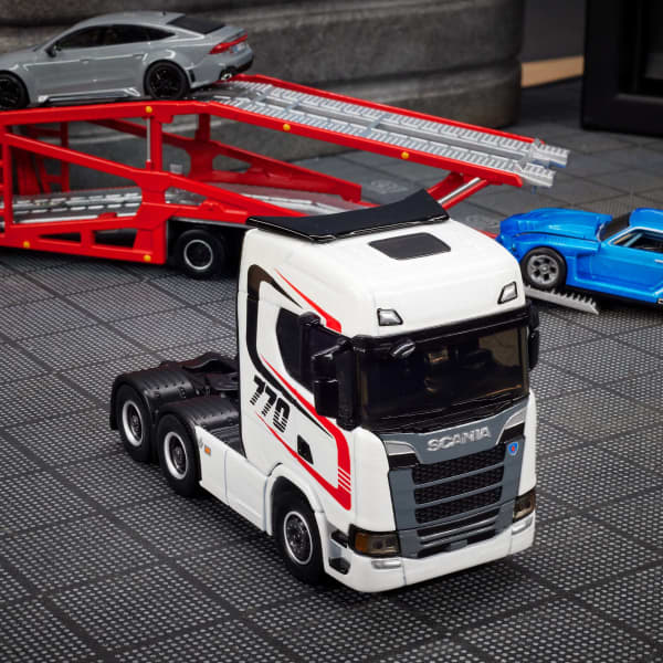 Hotwheels elite 64 scania 770 s hauler rlc