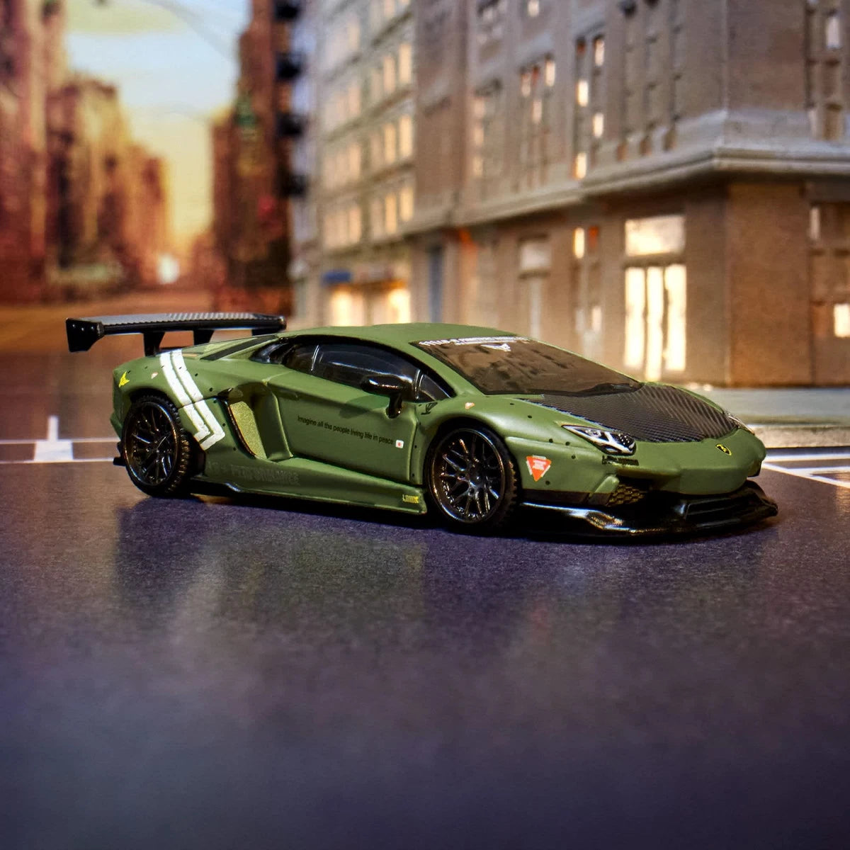 HotWheels Elite 64 LBWK Lamborghini Aventador Lp 700-4 Imported Premium RLC 1:64 Scale with protector JNF04-9893