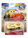 Disney Pixar Cars Lightning McQueen Color Changers 2-in-1 Die-Cast Model Car | 1:55 Scale | Hot & Cold Water Color Change | Mattel