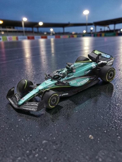 Spark "Aston Martin Aramco Cognizant F1 Team AMR23 #18 Lance Stroll 2023 Die-Cast Model Car 1:64 Scale