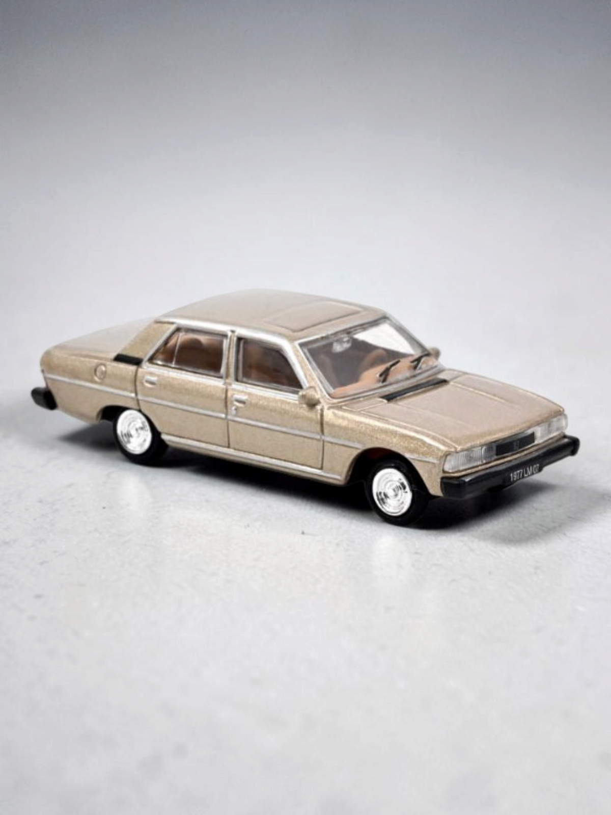 NOREV "Peugeot 604 1977 Sand Metallic Diecast Model Car 1:87 Scale