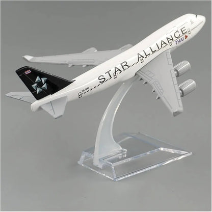 Aircraft Model Star Alliance, Avión De Aleación De Modelo Airplane B747, HS-TGW 16cm (code 130)