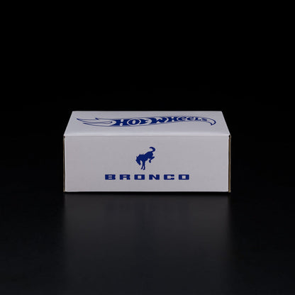 Hotwheels "21 FORD BRONCO Chase piece Imported RLC 1:64 Scale Limited Edition JJY74-9893