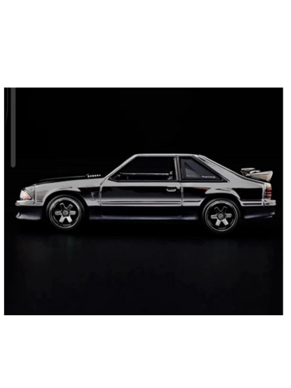 HotWheels 1993 Ford Mustang Cobra R RLC 1:64 Scale (With Protector)