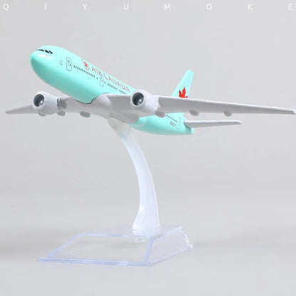 Aircraft Model Boeing 777 Air Canada Diecast Metal Airplane Model with Stand Airlines Model Plane Alloy Display Collectible Model 16cm (Code 135)