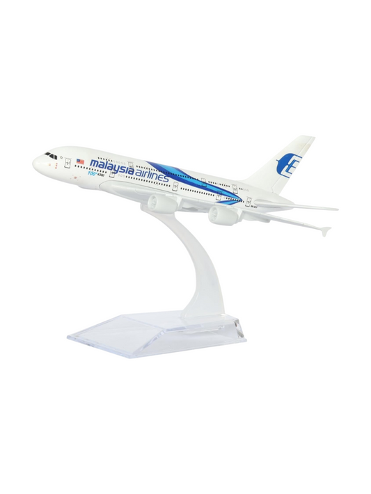 Aircraft Model Airbus A380 Malaysia Airlines 16 CM (Code-109)