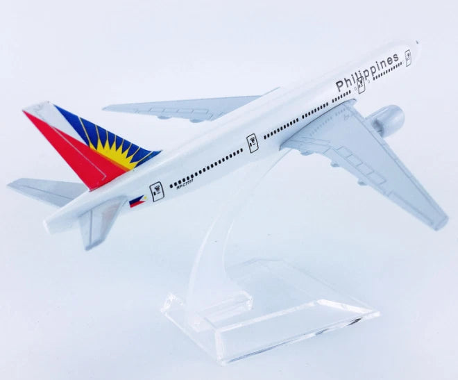 Aircraft Model Philippine BOEING 777 Passenger Aircraft Plane Airplane Diecast Model ( code 144 ) 16cm