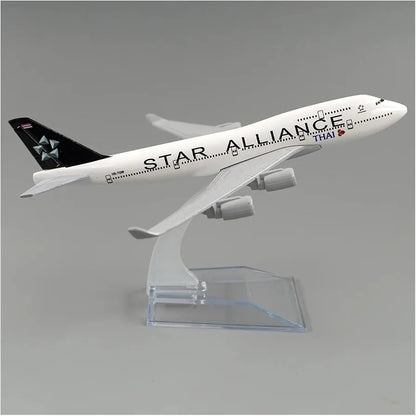 Aircraft Model Star Alliance, Avión De Aleación De Modelo Airplane B747, HS-TGW 16cm (code 130)