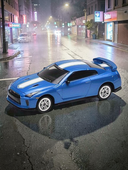 CCA Nissan GT-R (R35) Blue 1:64 Scale Diecast Model S03-01