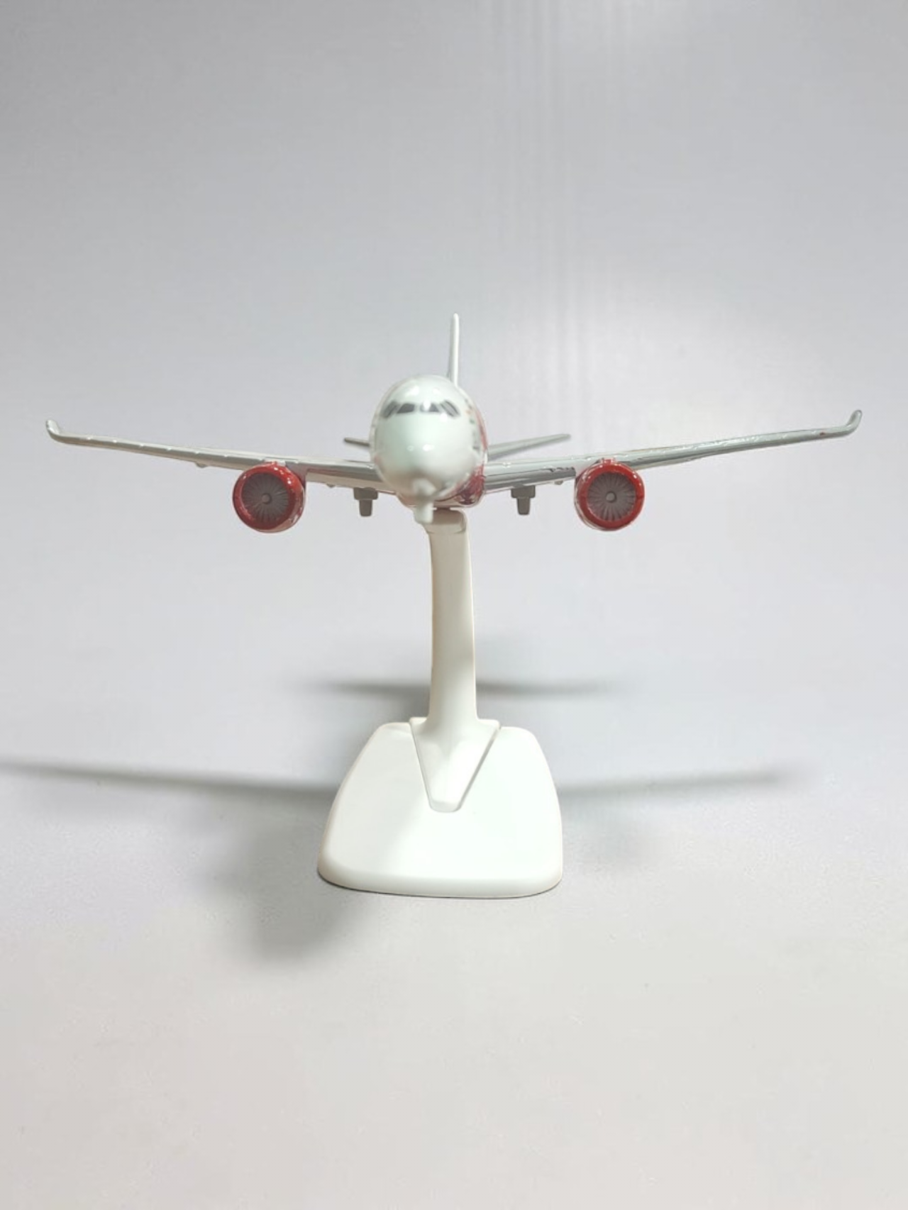 Aircraft Air India Airbus A350-900 VT - JRH Airplane Diecast Metal Display Stand With Landing Wheels 20cm Scale (No.326)