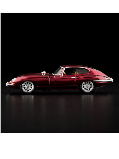 HotWheels 1964 Jaguar E-Type RLC 1:64 Scale (With Acrylic Case)