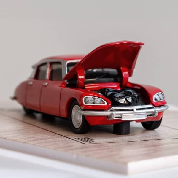 Buy Citroën DS 23 Sedan Classic Diecast Car – Toy Collectors India