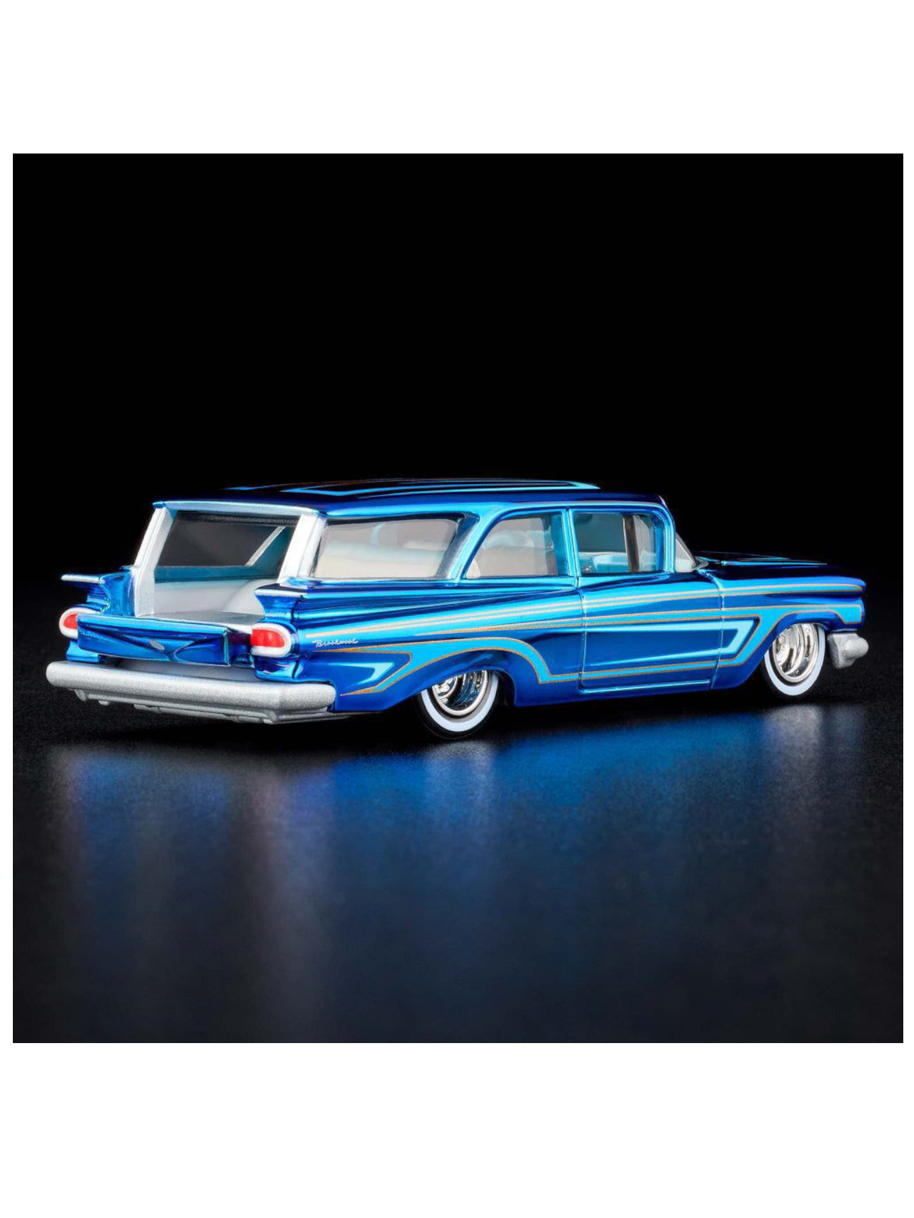 HotWheels Chevrolet 1959 Brookwood RLC 1:64 RLC (With Acrylic Case)
