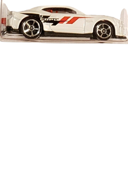 Hot Wheels '18 copo camaro ss imported mainline 1:64 Scale