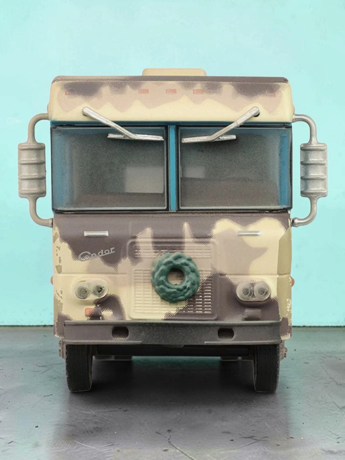 GreenLight 1972 Condor II RV Motorhome | Going on Vacation Series | Exclusive 1:64 Die-Cast