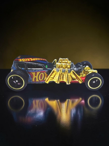 HotWheels 'STREET CREEPER' Imported Mainline 1:64 Scale Super Treasure Hunt (With protector)