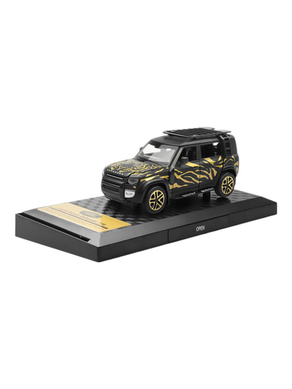 CCA Land Rover Defender 110 1:32 Scale Diecast