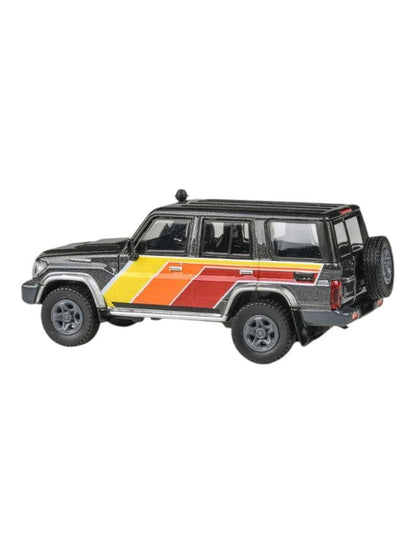 Para64 2014 Toyota Land Cruiser LC76 TRD Livery 1:64 Scale Diecast