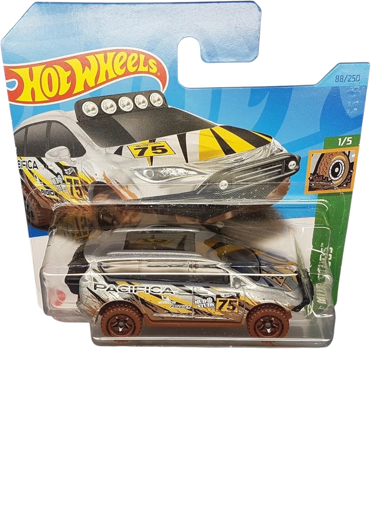 Hot Wheels chrysler pacifica imported mainline 1:64 Scale