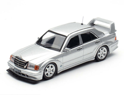 INNO64 Mercedes-Benz 190E Silver 1:64 Scale Metal Diecast IN64-190E-SIL