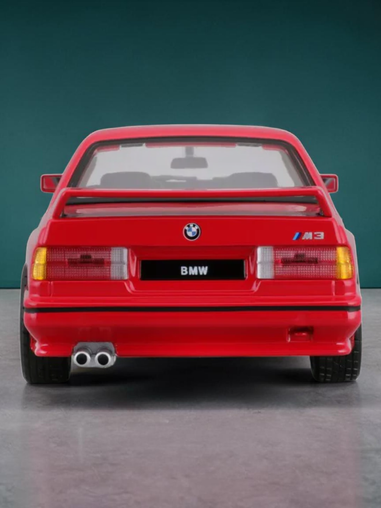 Bburago 1988 BMW 3 Series M3 Important 1:24 Sca