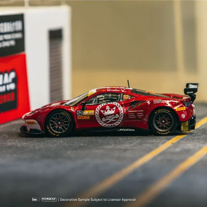 Tarmac works ferrari 488 gt3 1:64 Scale (with acrylic case)