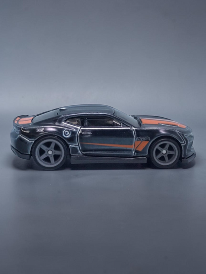 HotWheels '18 CAMARO SS' Imported Mainline 1:64 Scale Super Treasure Hunt (With protector)