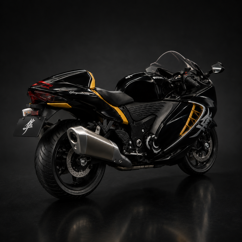 Suzuki Hayabusa Diecast Model Imported 1:18 Scale White/Black Motorcycle