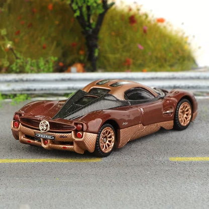 CCA PAGANI UTOPIA Luxury Die-Cast Car Premium Metal Body 1:64 Scale S24-02