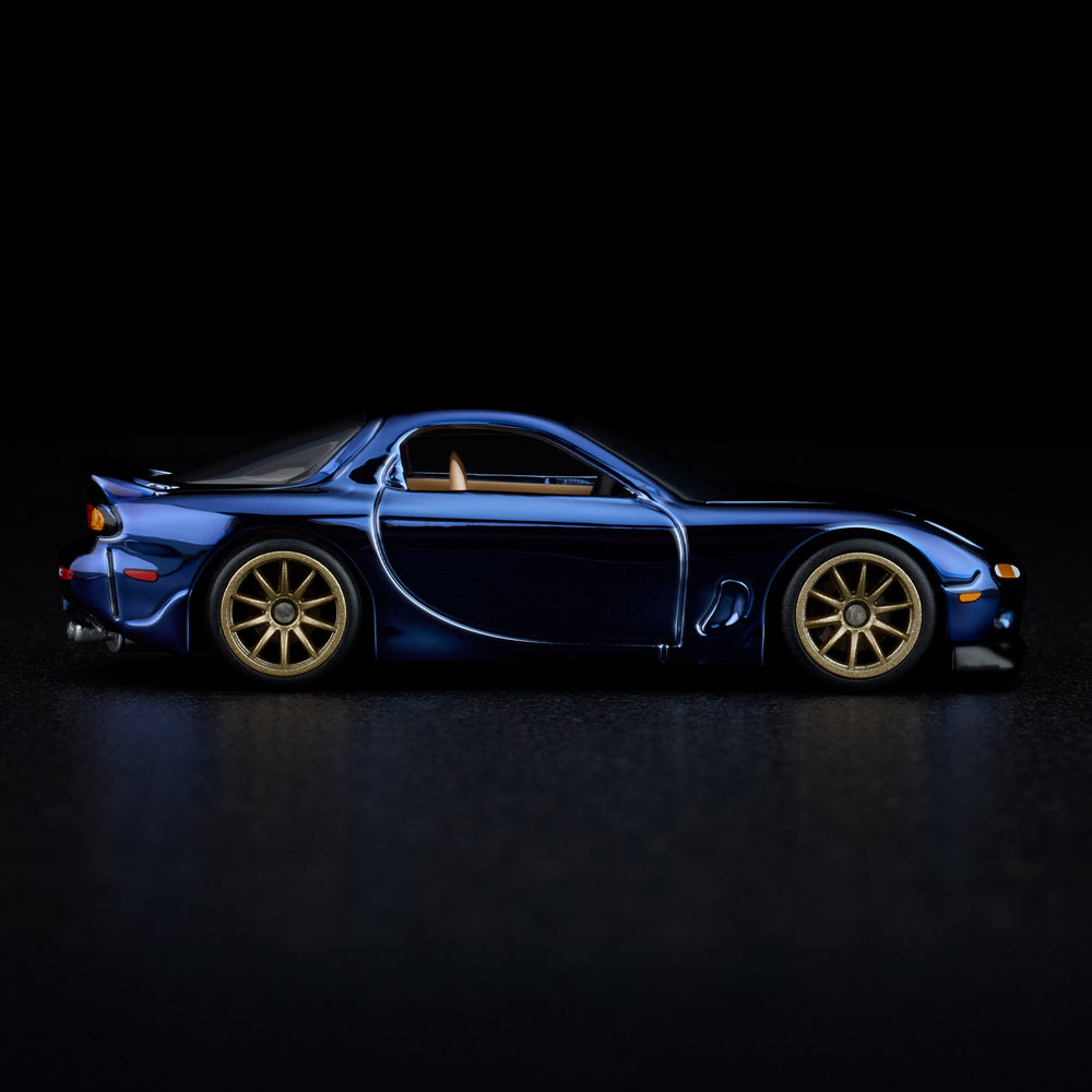 HotWheels 1993 Mazda RX-7 R1 RLC 1:64 Scale (With Protector)