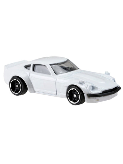 Hotwheel Car Culture Cars And Donuts 'Custom Datsun 240z Card Art Imported 1:64 Scale