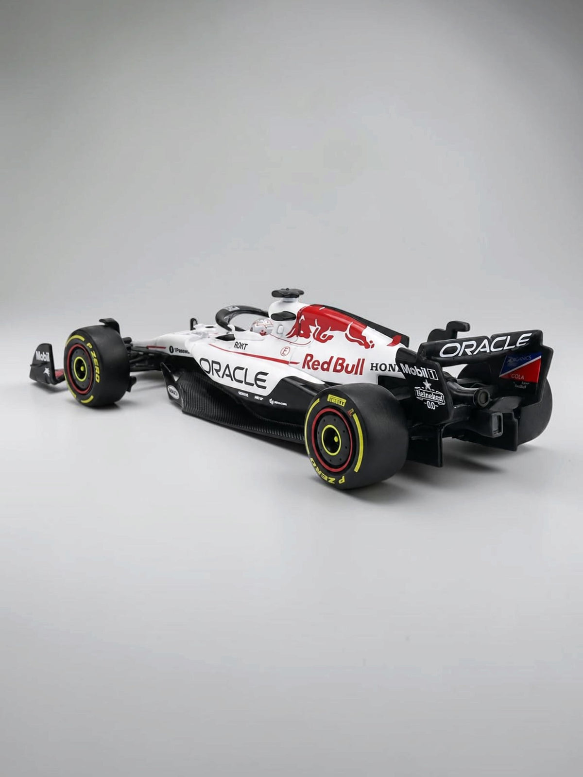 Bburago "Oracle Red Bull Racing RB21 (#1) Japan GP Livery | Max Verstappen Collectible F1 Die-Cast Model 1:43 Scale