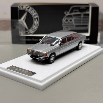 Mercedes-Benz W123 Silver 1:64 Scale Die-Cast Model Car – Classic Luxury Sedan