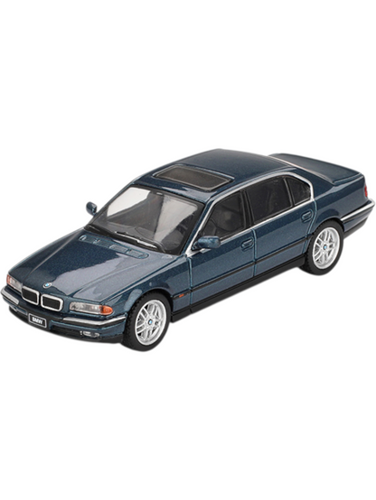 Mini GT BMW 750IL Sorrento Blue Metallic Code-894 1/64 Diecast