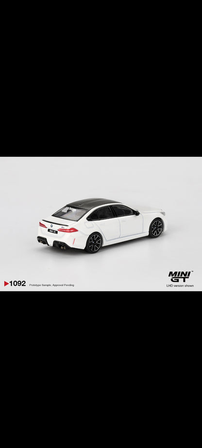 Mini GT BMW M5 Alpine White #1092 1:64 Scale