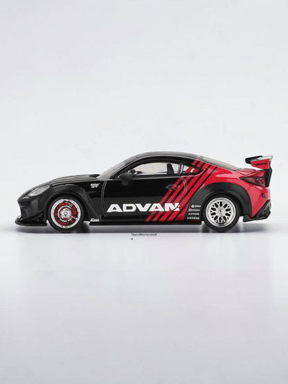 Mini GT #1173: Toyota GR86 LB★Nation Advan Imported 1:64 Scale die-cast Model Box and Blister