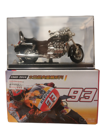 Honda Valkyrie 1999 Honda Classic Heavy Motorcycle 1969-2016 Imported 1:64 Scale