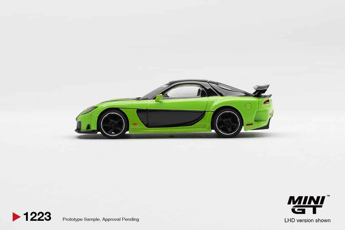 Mini GT No.1223 Mazda RX-7 VeilSide Fortune7 Green 1:64 Scale Diecast Model (Box / Blister)