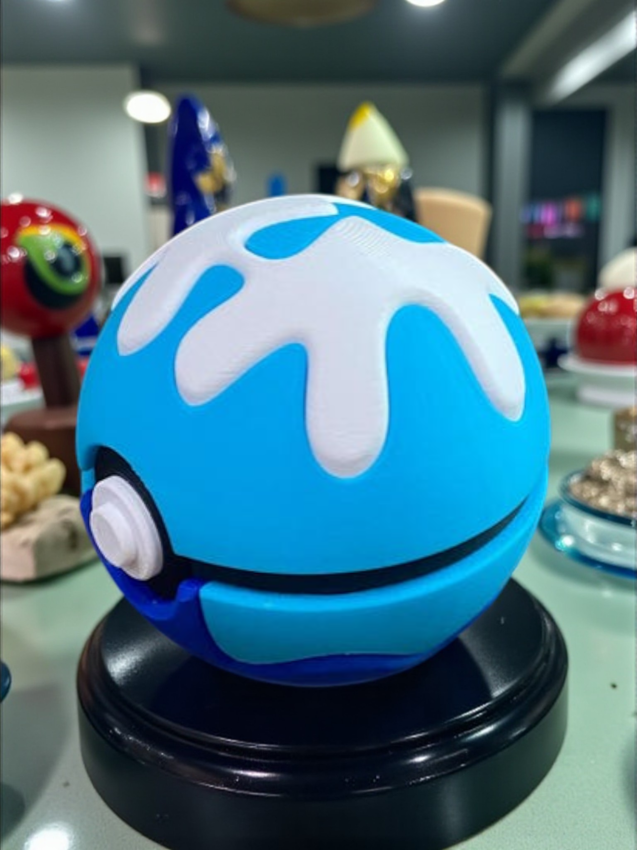 Pokémon pokeball Dive Ball Pokéball|Premium Display show piece Item For Collector's