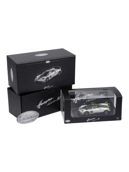 LCD Model Pagani Huayra Roadster Silvia Green Diecast Model Premium 1:64 Scale