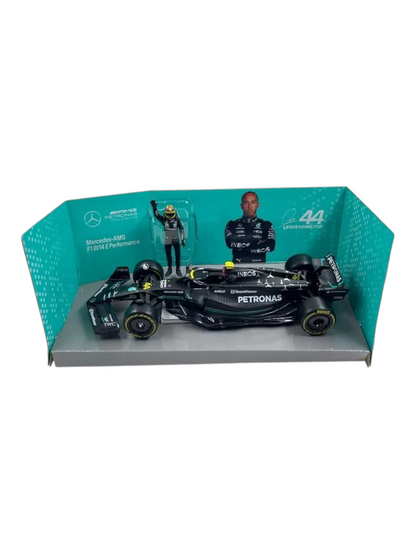 Bburago Formula 1 (F1) Mercedes-AMG F1W14 E Performance 44 Lewis Hamilton Diecast 1:24 Scale
