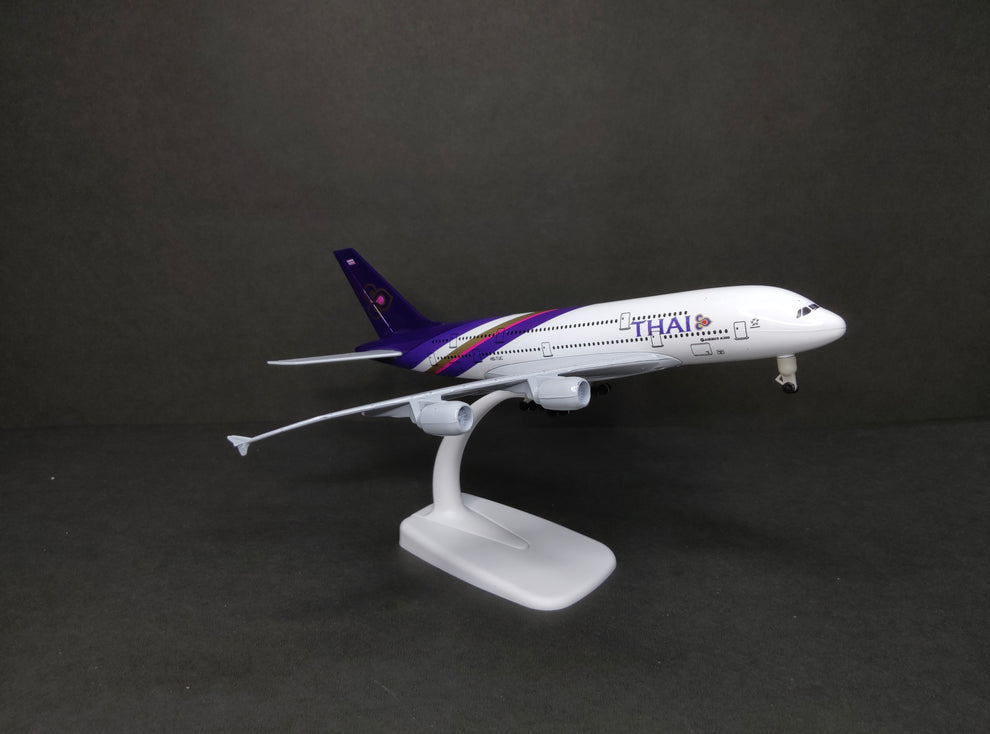 Aircraft 'Thai Airways Airbus A380-800 HS-TUC Diecast Airplane (No.302) 20cm' Scale Display Stand With Landing Wheels